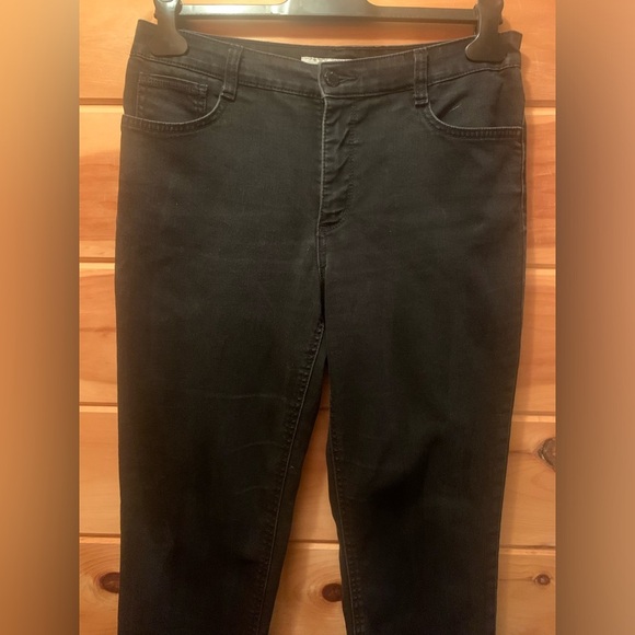 Jones New York Lexington Straight Leg Jeans women’s size 10. - Picture 2 of 10